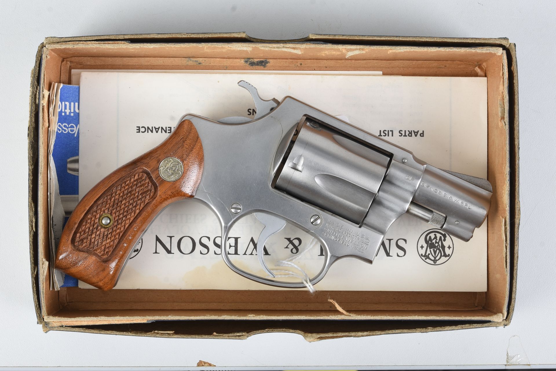 SMITH & WESSON	60	38 SPL IN ORIGINAL BOX