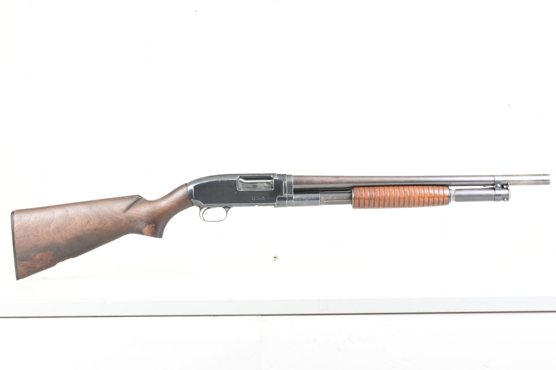 WINCHESTER	MOD. 12 ( US marked ) 	12 TAKE DOWN WW2 RIOT/TRENCH GUN