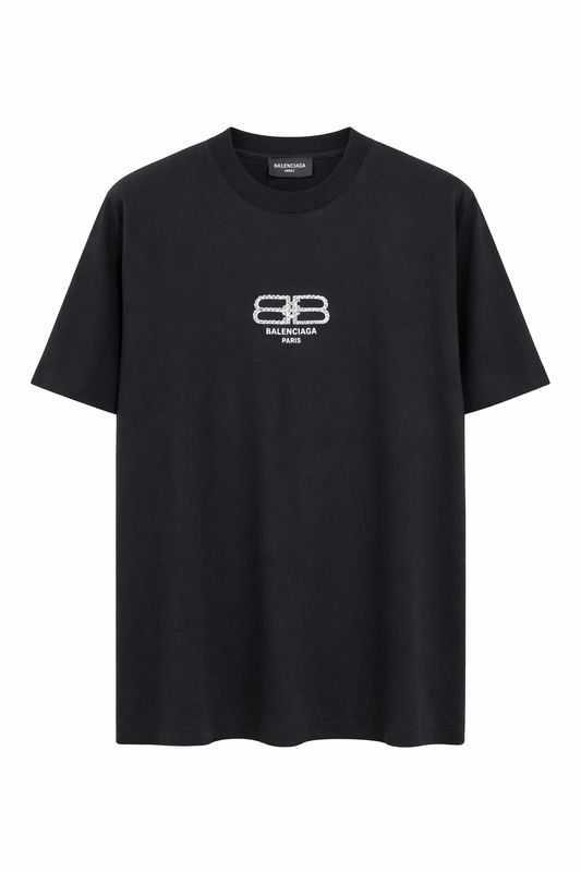 Balenciaga black BB logo men's t-shirt front view luxury designer cotton t-shirt Balenciaga Paris