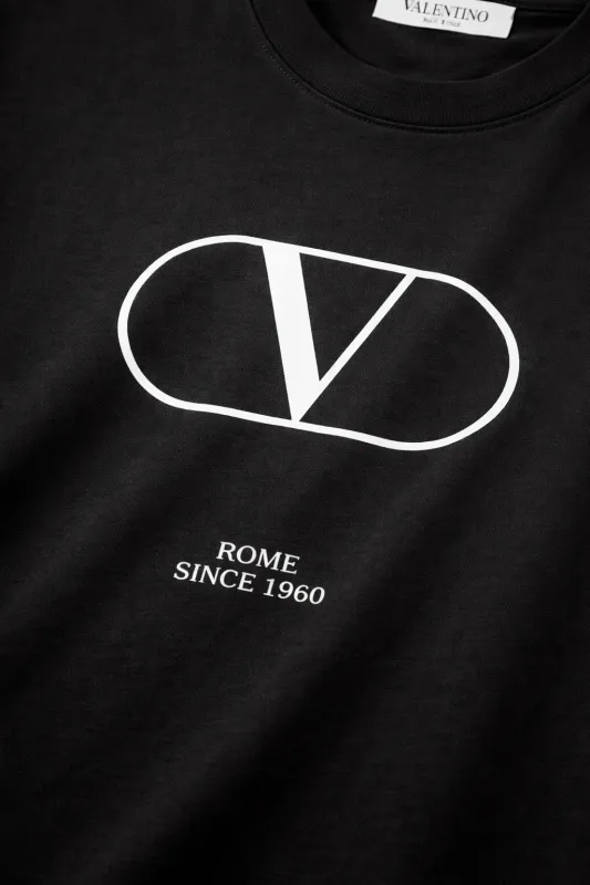 Valentino Garavani black t shirt mens V logo close-up detail view