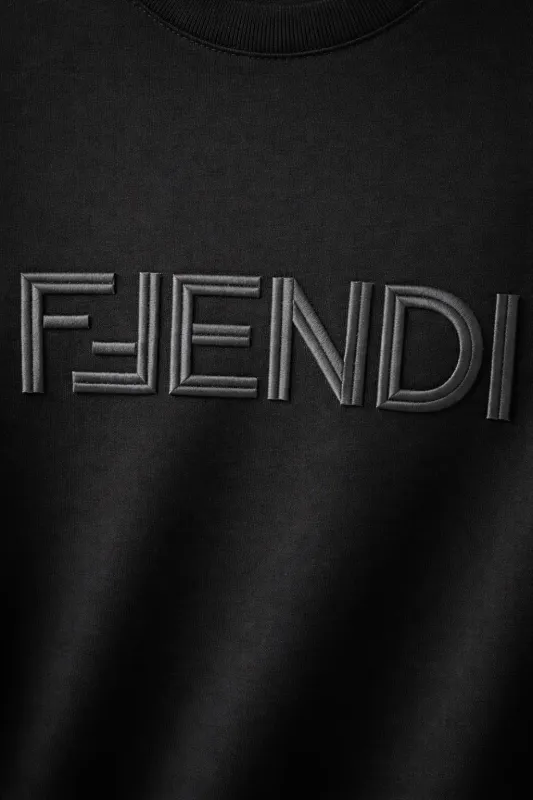 Fendi black designer t shirt embossed logo mens t shirts designer luxury tee shirts men close up