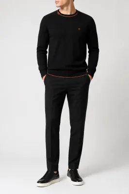 hermes black knit sweater men model front fit orange h logo