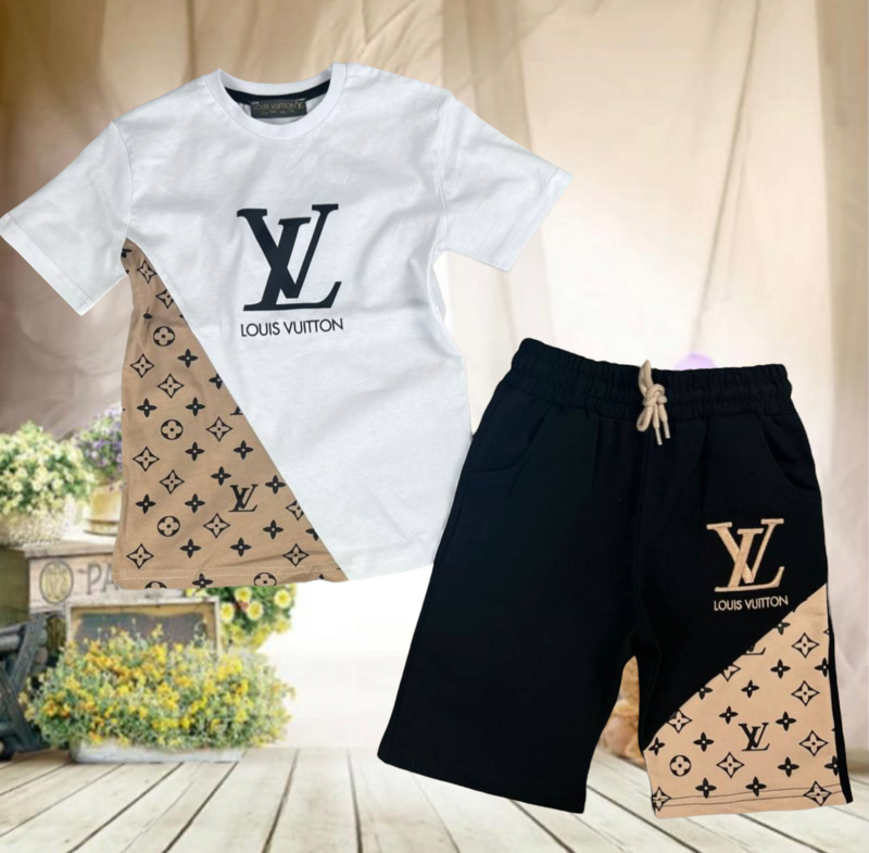 طقم أولاد روعة من قطعتين ماركة 