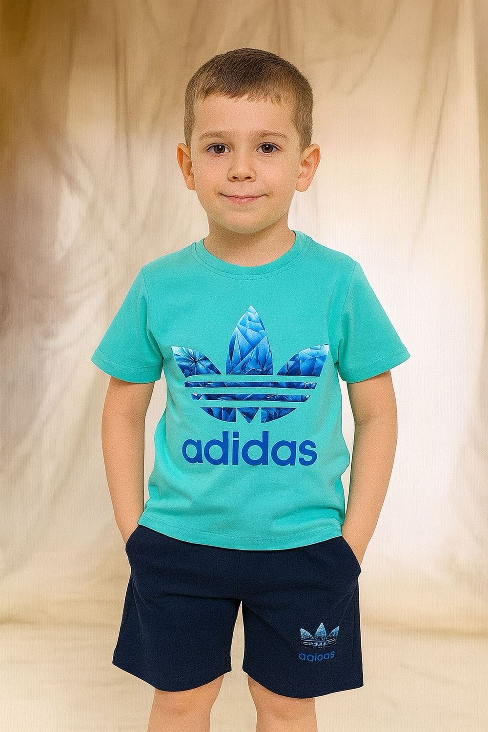 طقم صيفي من ٣ قطع شورت وقميص وكاب ( اختياري) رووعة