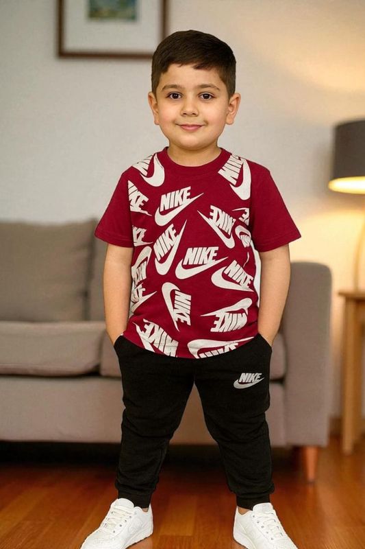 طقم أولا بنطلون وقميص ماركة نايك روعة