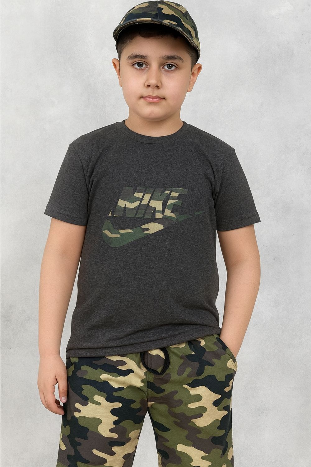 طقم اولاد جميل عسكري من شوت وقميص وكاب