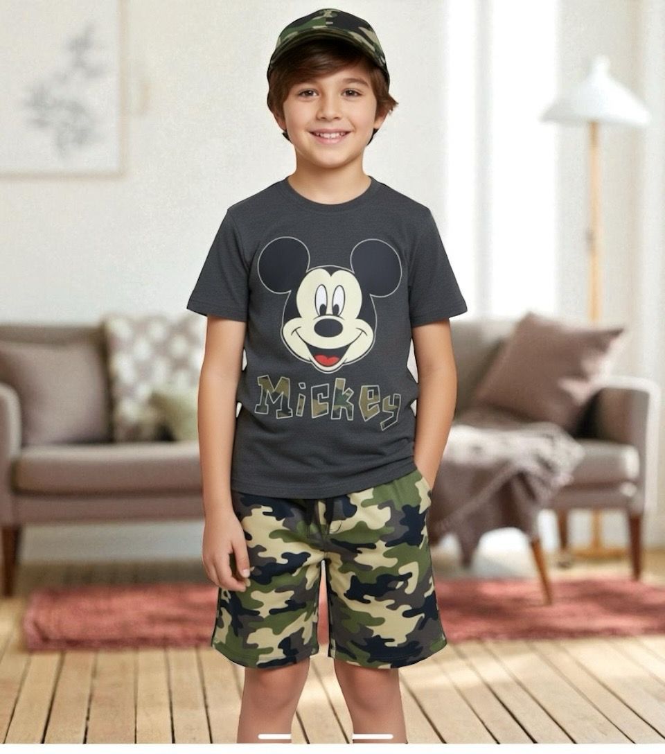 طقم اولاد جميل عسكري من شوت وقميص وكاب