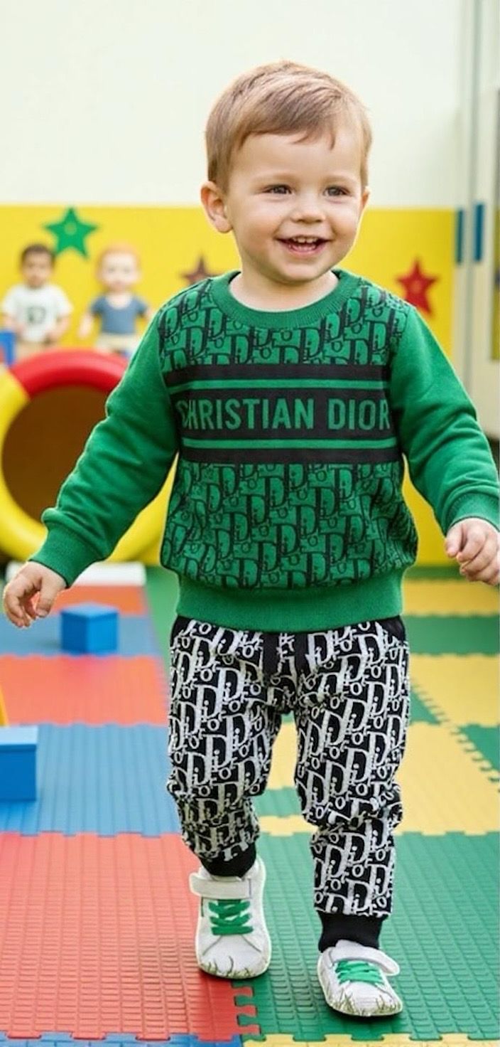 طقم أولاد شتوي روعة من قطعتين