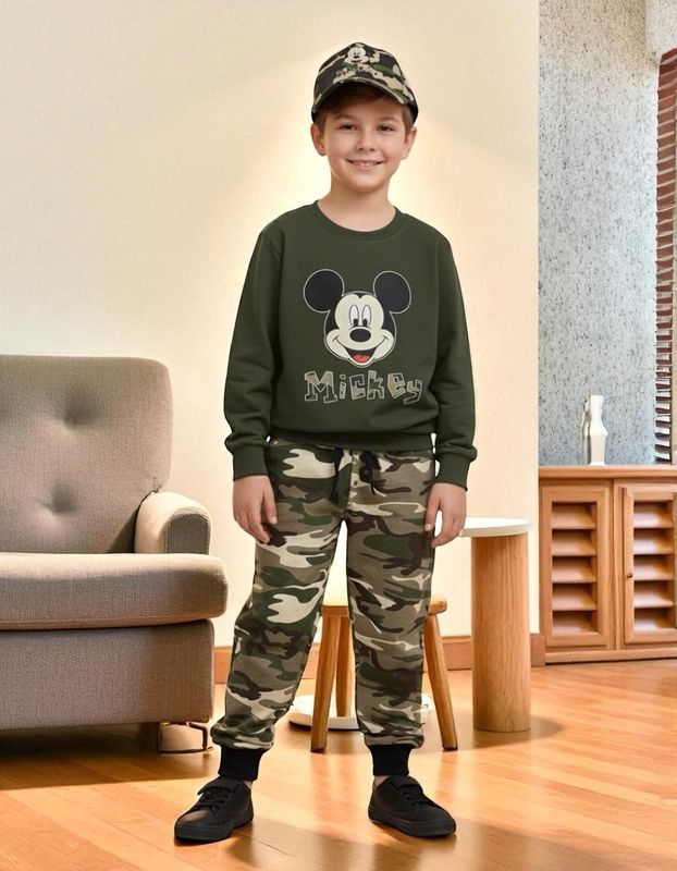 طقم جيشي شتوي مع كاب اختياري