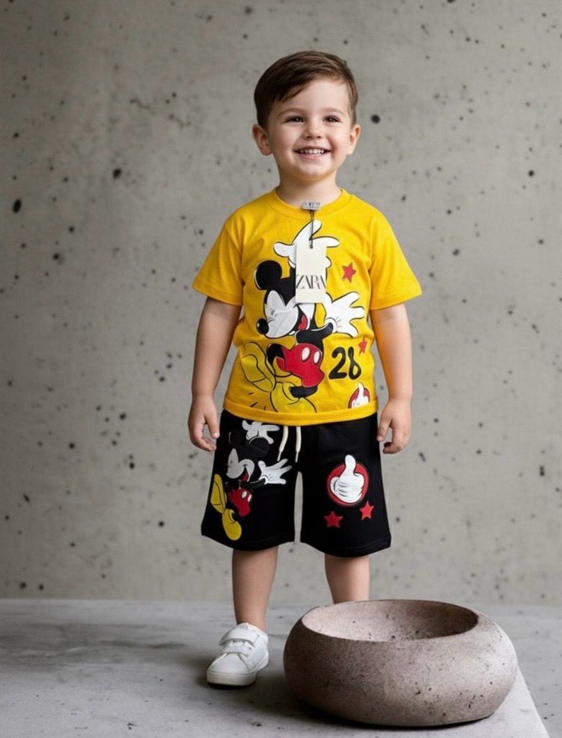 طقم  من قطعتين شوت وقميص