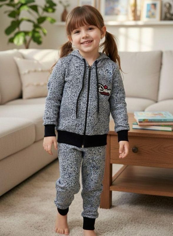 طقم بنات شتوي طباعة ديجتل روعة