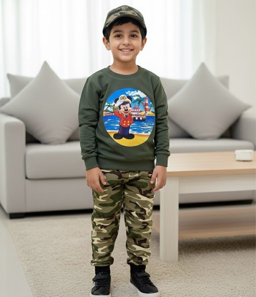 طقم جيشي شتوي مع كاب اختياري