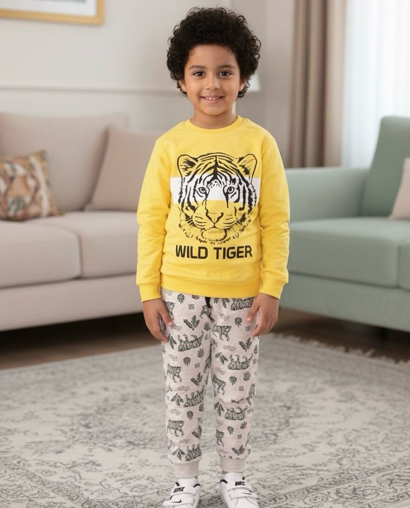 طقم أولاد شتوي من قطعتين قميص وبنطلون