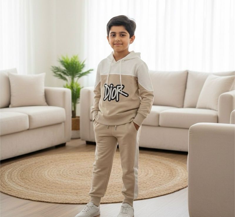 طقم شتوي روووعة من قطعتين بنطلون وقميص