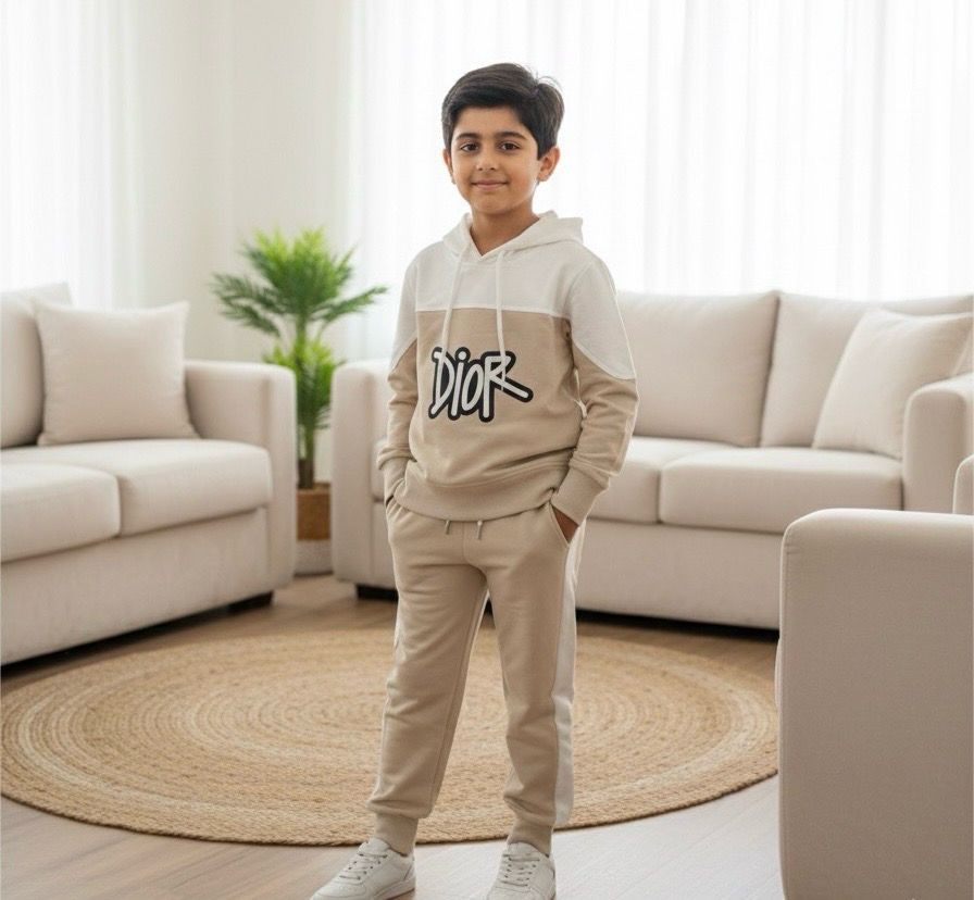 طقم شتوي روووعة من قطعتين بنطلون وقميص