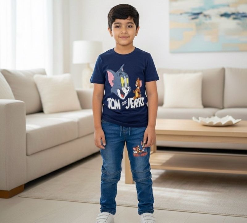 طقم اولاد شورت وبنطلون جيز وكاب اختياري