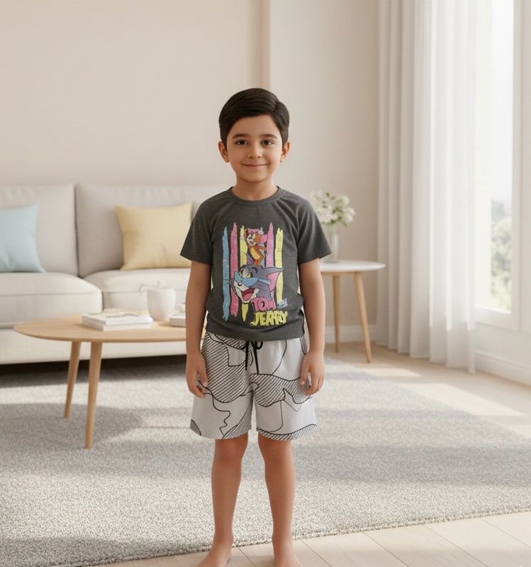 طقم اولاد روعة من شورت وقميص