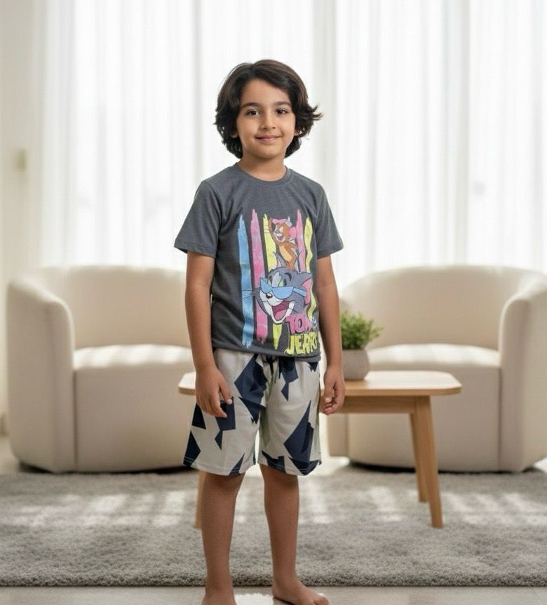 طقم اولاد روعة من شورت وقميص