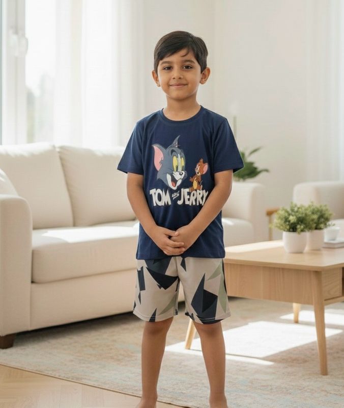 طقم اولاد روعة من شورت وقميص