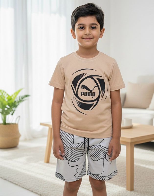 طقم اولاد جميل من قطعتين شوت وقميص