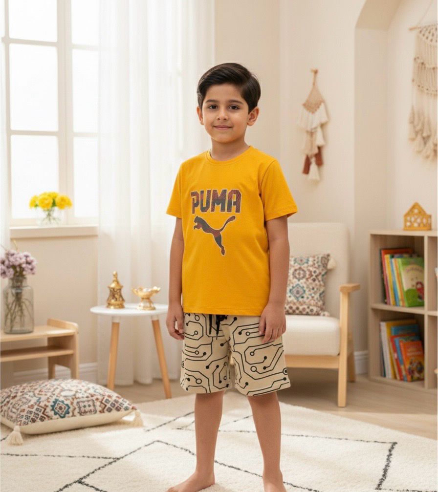 طقم اولاد جميل من قطعتين شوت وقميص