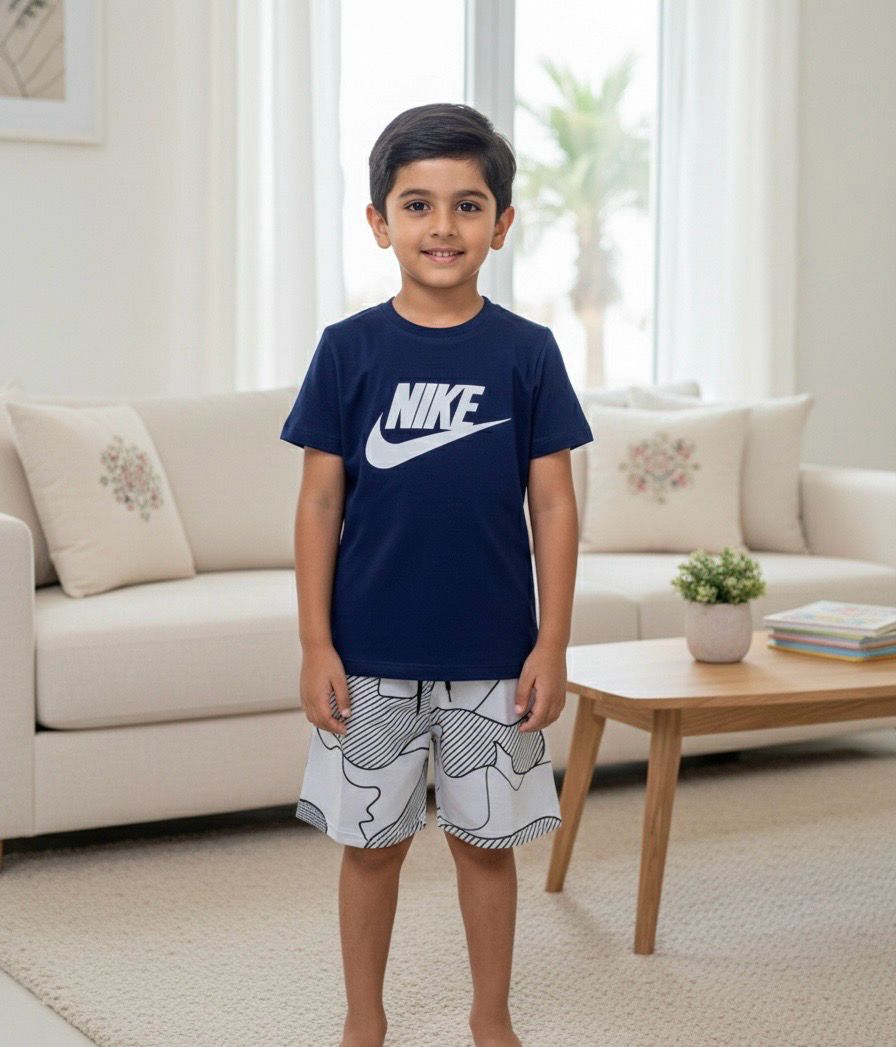 طقم اولاد جميل من قطعتين شوت وقميص