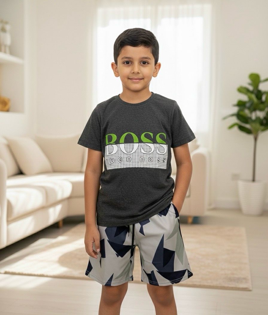 طقم اولاد جميل من قطعتين شوت وقميص