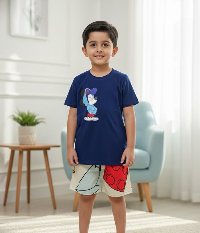 طقم اولاد جميل من قطعتين شوت وقميص