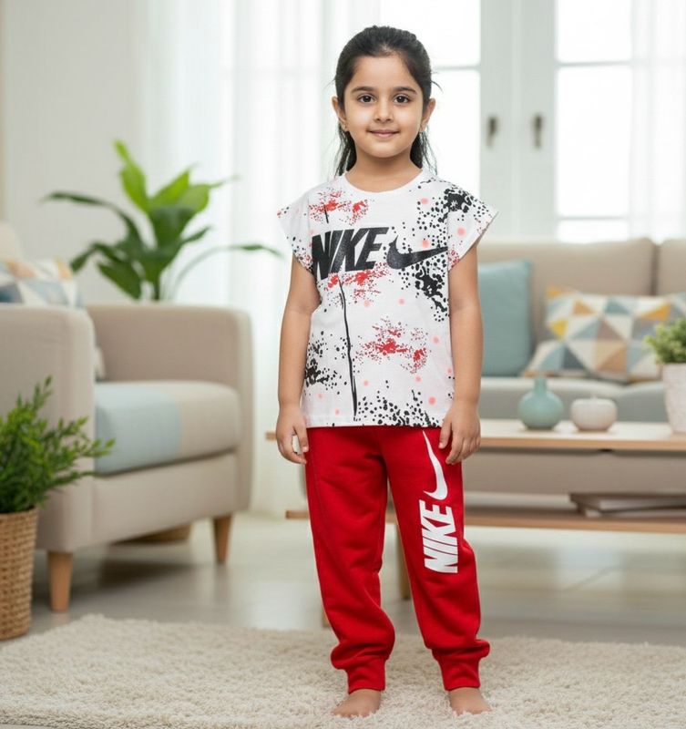 طقم ماركة روعة من ٢ قطع شورت وبنطلون