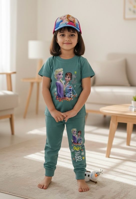 طقم صيفي رووعة من قطعتين قميص وبنطلون وكاب اختياري