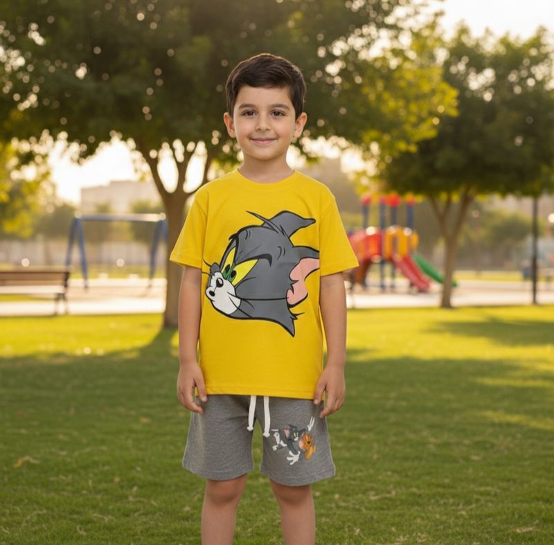 طقم ماركة روعة من ٢ قطع قميص وشوت وكاب اختياري