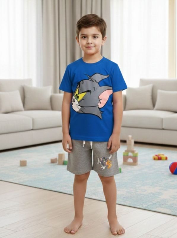 طقم ماركة روعة من ٢ قطع قميص وشوت وكاب اختياري