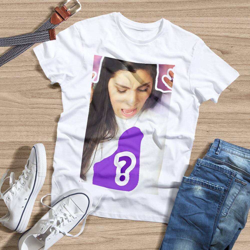 Moriah Elizabeth T-shirts