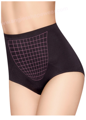 High rise panty offers medium tummy control by Ilusion
