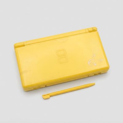 Nintendo DS Lite Console — Pikachu Yellow (DS) — photo 5 of 11