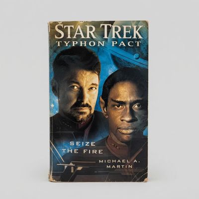 Star Trek Typhon Pact "Seize the Fire" - Vintage Paperback