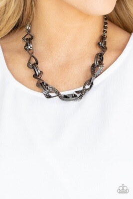 Metal-Of-Honor-Black Necklace