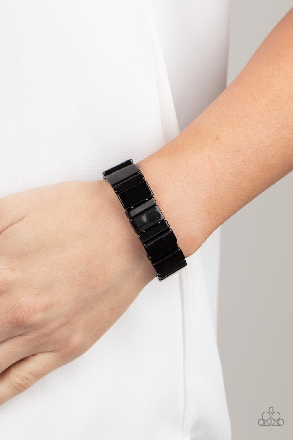In-Plain-Sightseer-Black Bracelet