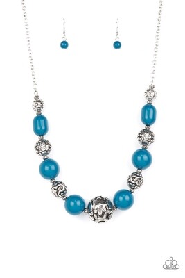 Girl Meets Garden - Blue Necklace