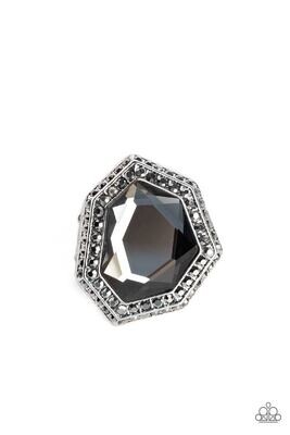 Smoldering Sass - Silver Ring
