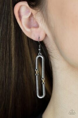 Linked and Synced - Black Eaarring