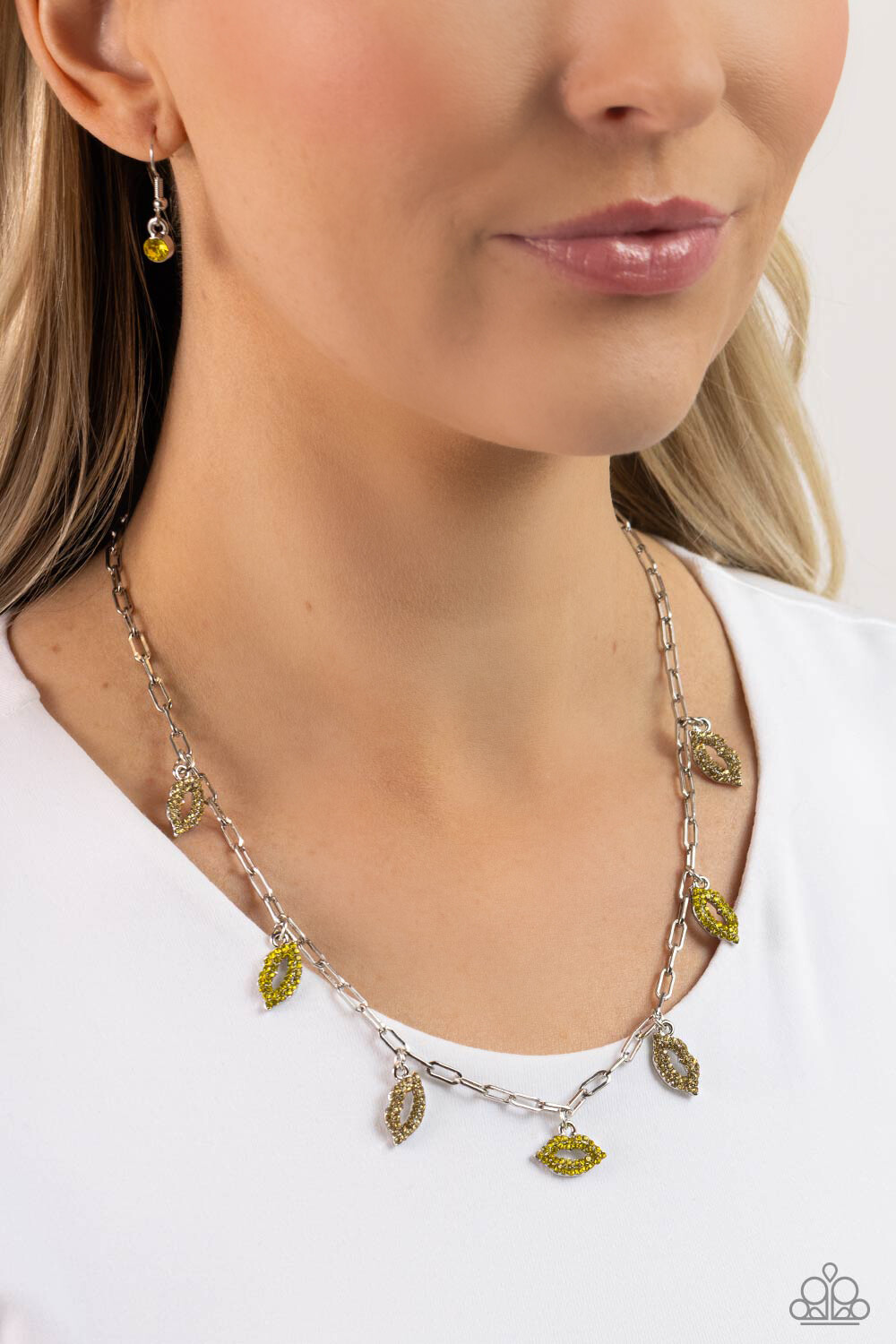 KISS the Mark - Yellow Lips Necklace