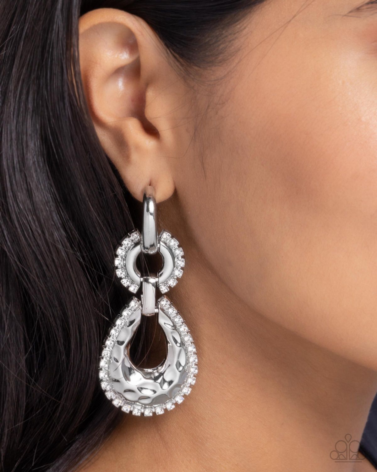 Hammered Highway - White Earring
