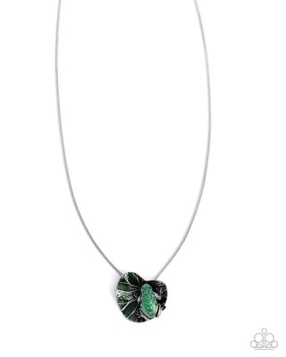 Tree Frog Tapestry - Green Necklace