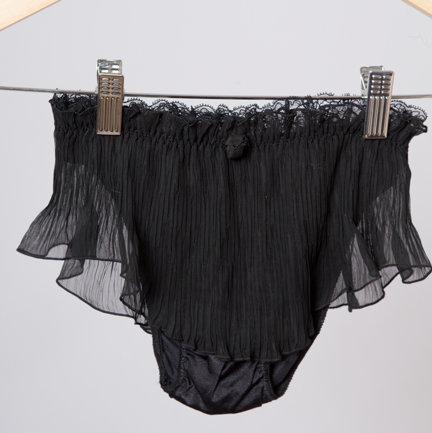 LA PERLA  Mesh Panties with Skirt