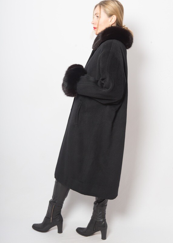 Vintage Swing Alpaca Coat with Fox Fur Collar and Cuff