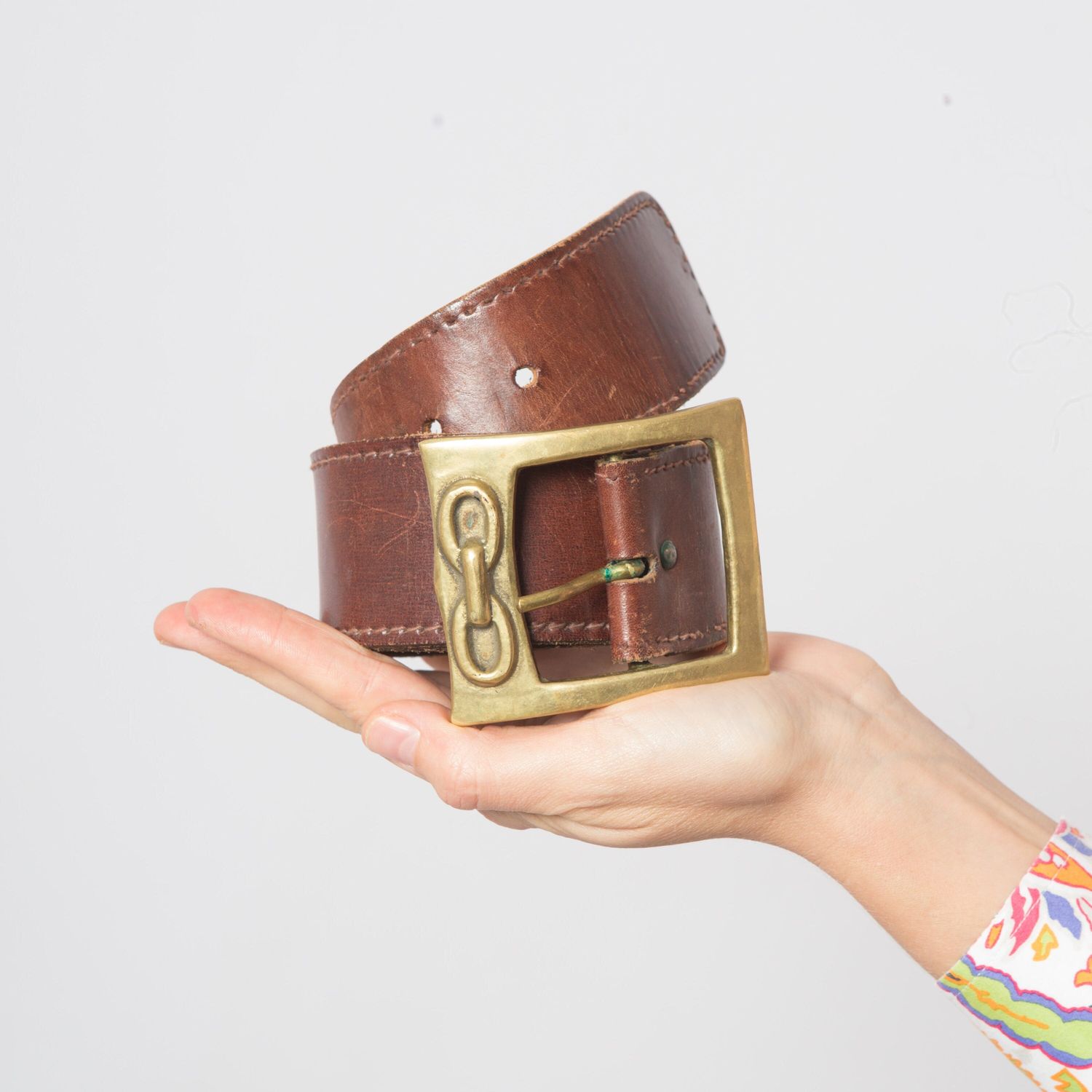 Vintage Leather Brown Waist Belt with Tooled Brass Buckle 75 cm