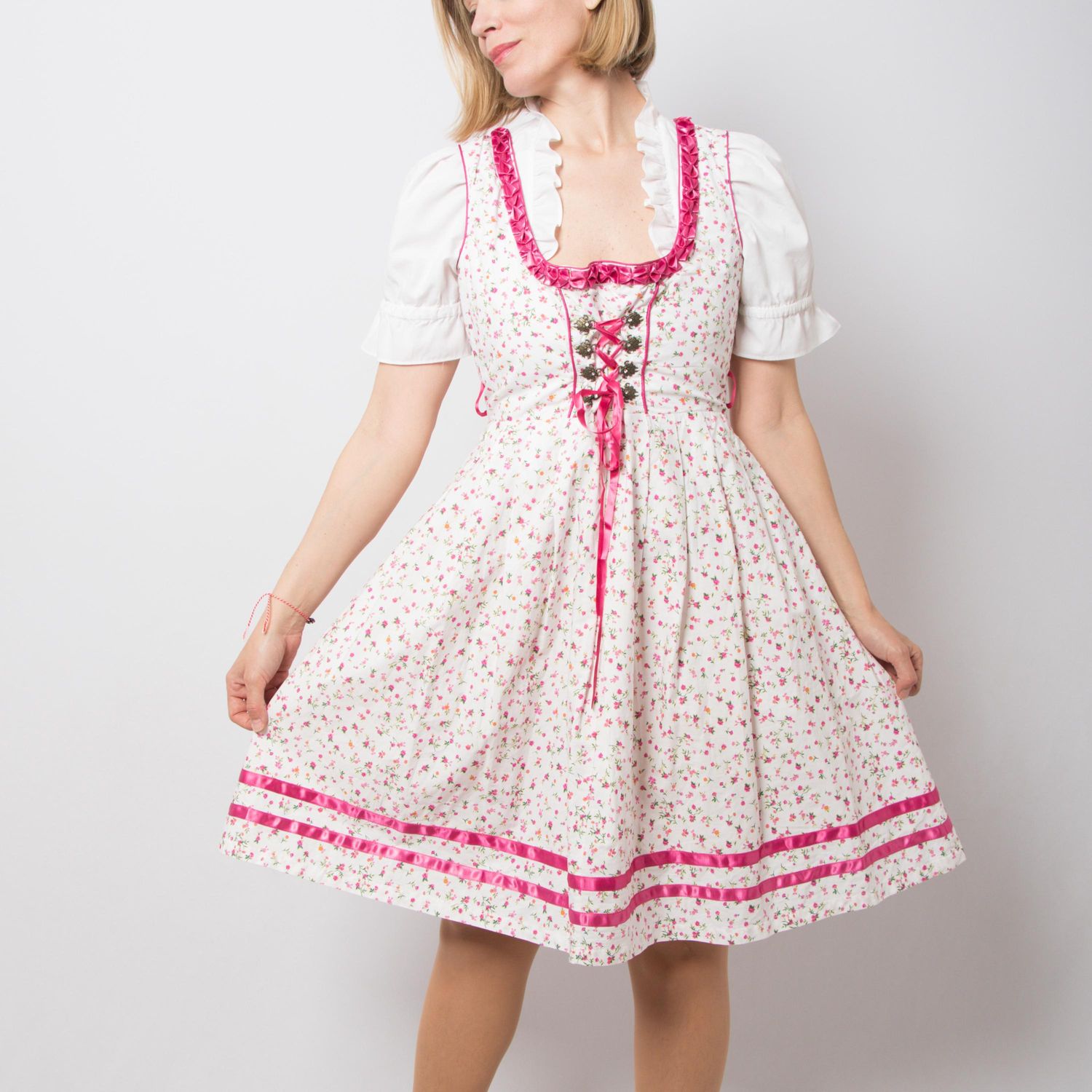 German Dirndl Dress Floral Bavarian Dress Sounds of Music Costume Medium Size Gift Dirndl Apron