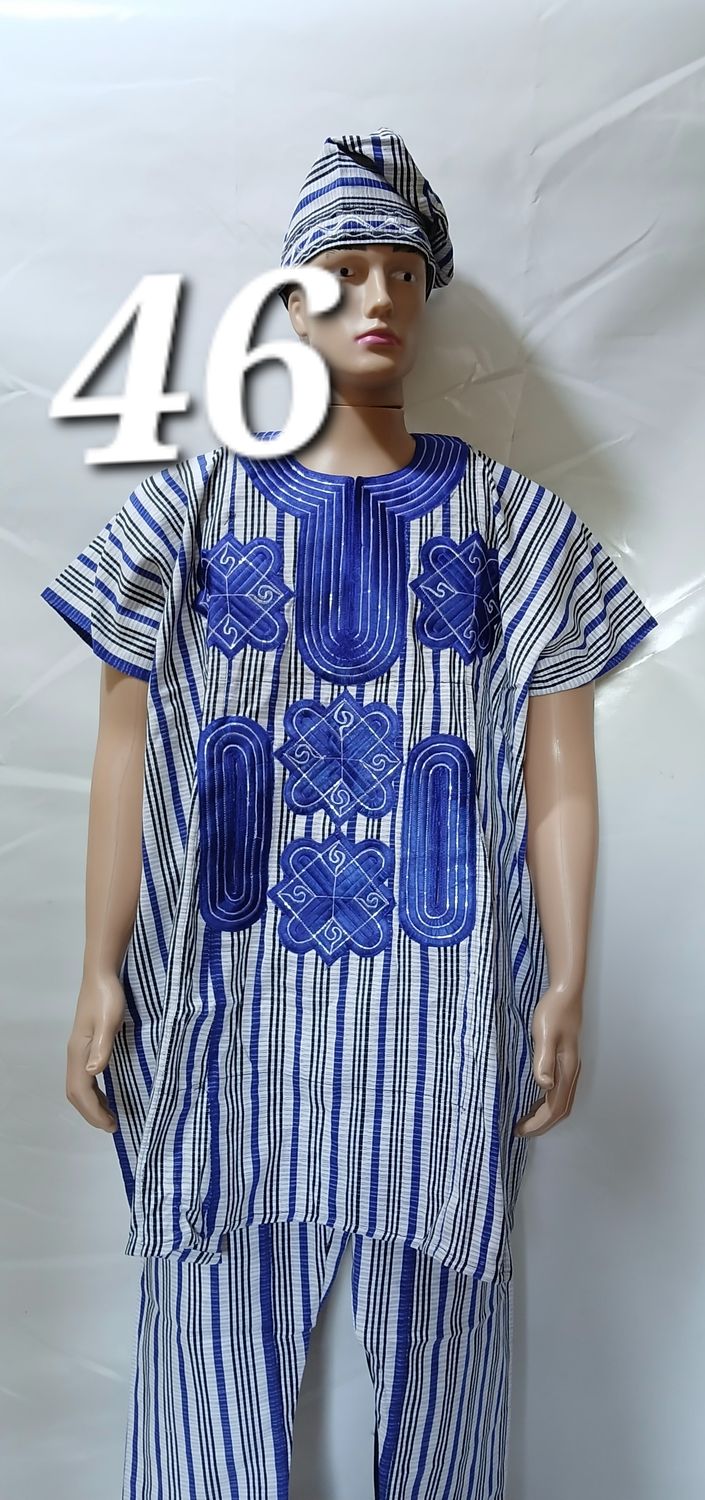 Sample  African Traditional men&#39;s white and blue embroidered wear