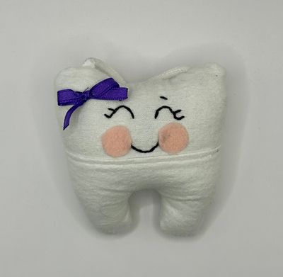 Tooth Pillow - Girl 2